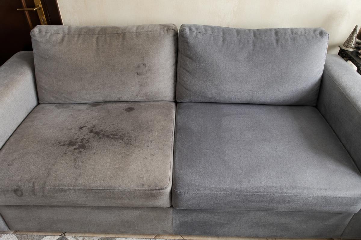Canapé en tissu avant et après nettoyage